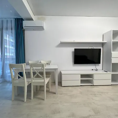 Apartment Black Sea Booking - Klauss Navodari